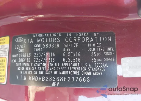 2008 Kia Sedona Lx z USA, uszkodzony, nr VIN KNDMB233686237663